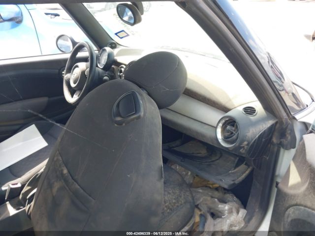 2011 MINI COOPER WMWZN3C56BT133717 Photo 4