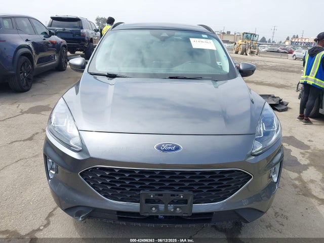 1FMCU0KZ3NUA26035 Ford hev/phev