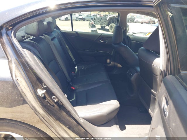 1HGCR2F8XGA019818 Honda k24w1