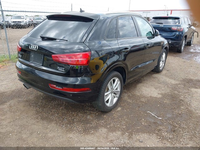 2018 AUDI Q3 WA1ECCFS0JR016990 Photo 3