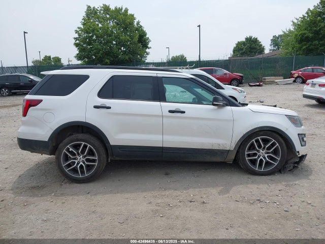 1FM5K8GT3GGB14537 Ford Explorer