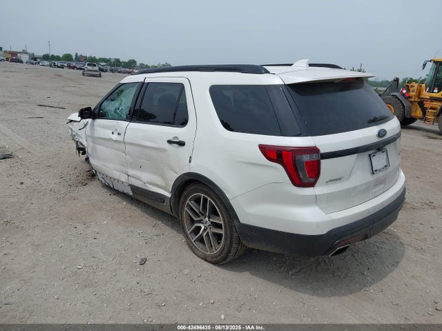 1FM5K8GT3GGB14537 Ford Explorer