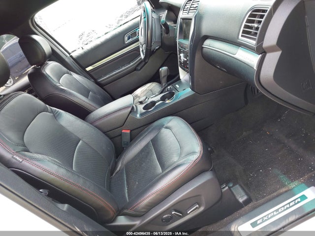 1FM5K8GT3GGB14537 Ford Explorer