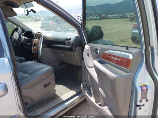 2005 CHRYSLER TOWN & COUNTRY 2C8GP64L05R365310 Photo 4