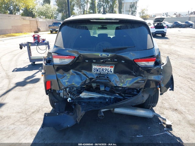 Ford Escape 2020 1FMCU0BZ0LUC38338 Image 17