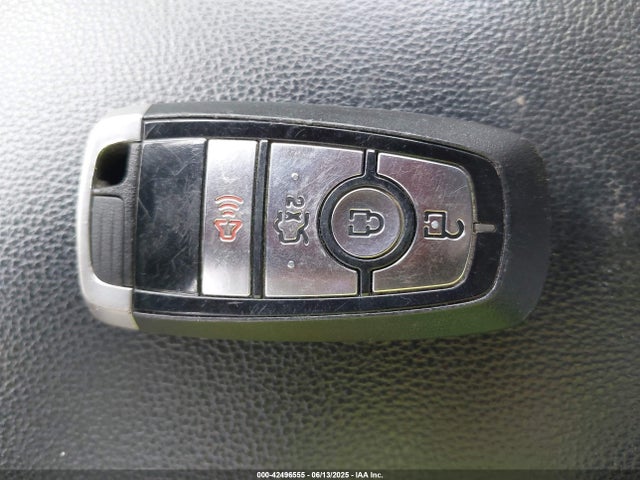 3FA6P0LU5KR104335 Ford 2019