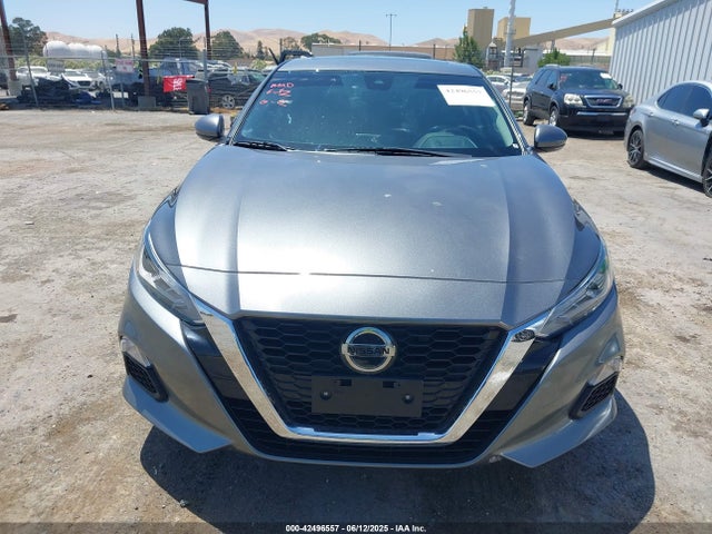 1N4BL4DW6NN311647 Nissan Altima