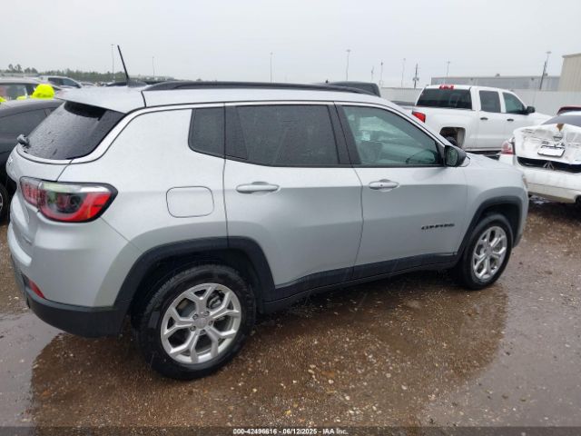 3C4NJDBN4RT109645 Jeep Compass Latitude 4x4