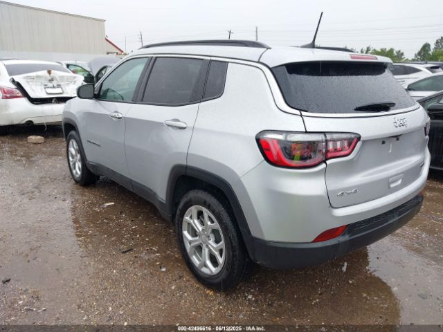 3C4NJDBN4RT109645 Jeep Compass Latitude 4x4