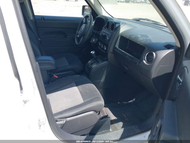 1C4NJRBB6FD188708 Jeep 2015