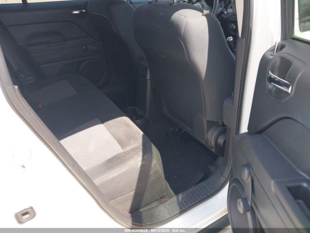 1C4NJRBB6FD188708 Jeep 2015