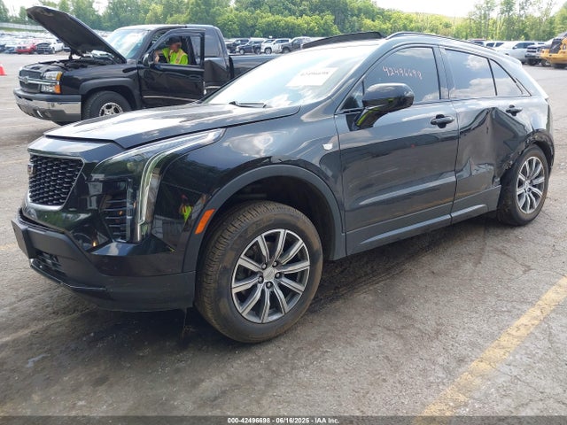 2019 CADILLAC XT4 1GYFZFR44KF140894 Photo 1