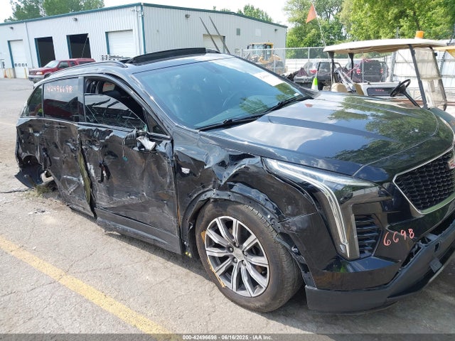2019 CADILLAC XT4 1GYFZFR44KF140894 Photo 5
