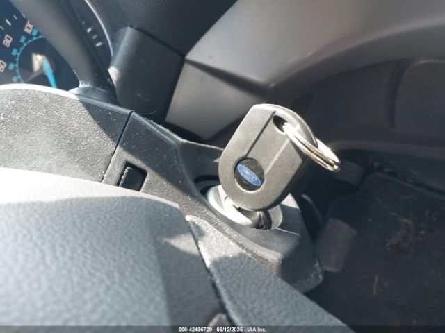 1FMCU0GX9FUB46219 Ford ESCAPE SE