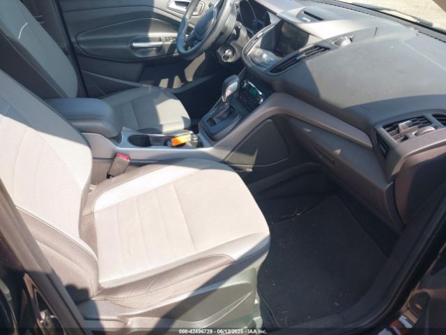 1FMCU0GX9FUB46219 Ford ESCAPE SE