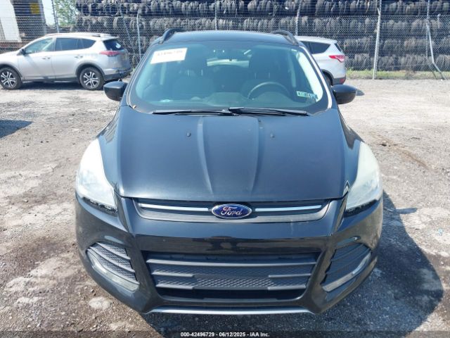 1FMCU0GX9FUB46219 Ford ESCAPE SE
