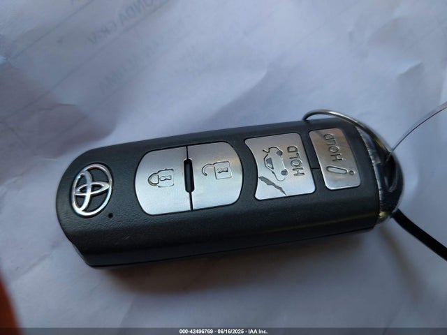 3MYDLBYVXHY169577 Toyota p5v