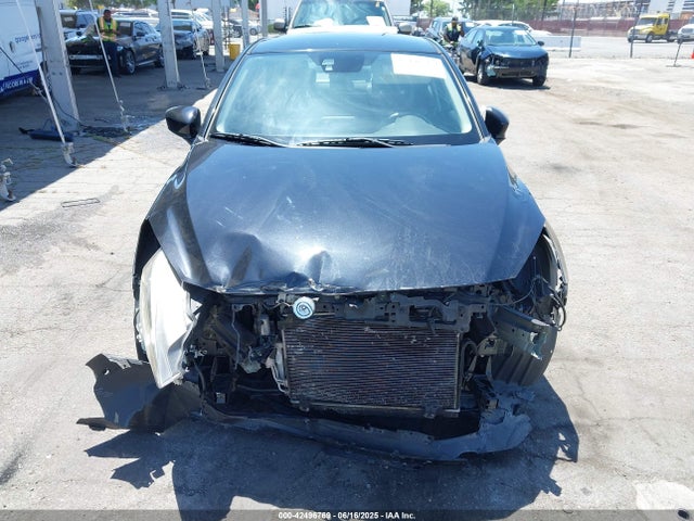 3MYDLBYVXHY169577 Toyota p5v