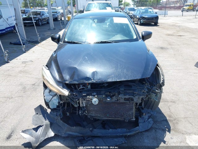 3MYDLBYVXHY169577 Toyota p5v