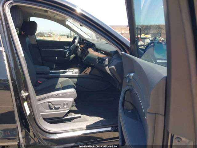 2020 AUDI E-TRON SPORTBACK WA12ABGE6LB035499 Photo 4