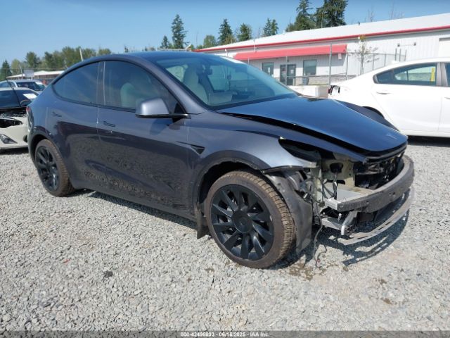 2022 TESLA MODEL Y 7SAYGAEE3NF359220