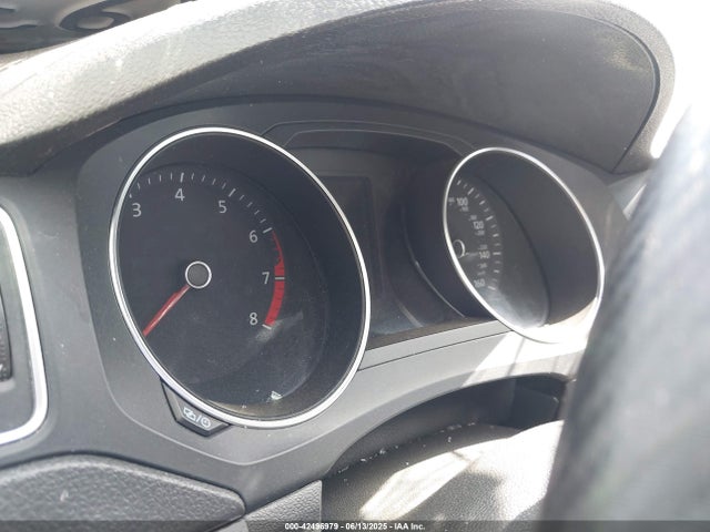 3VWD17AJXFM351869 Volkswagen 1.8t