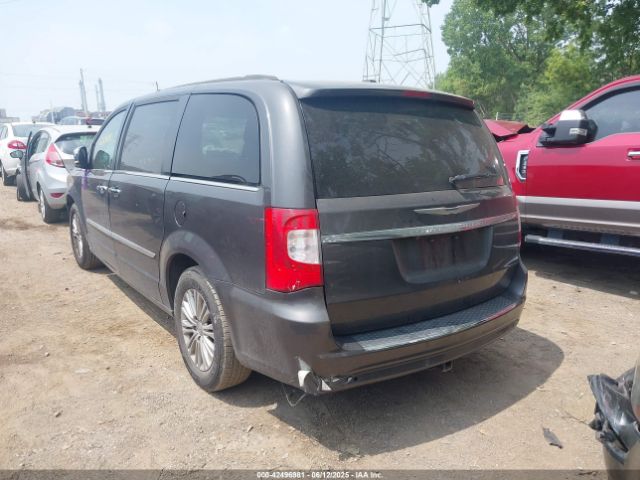 2015 CHRYSLER TOWN & COUNTRY 2C4RC1CG2FR754691 Photo 2