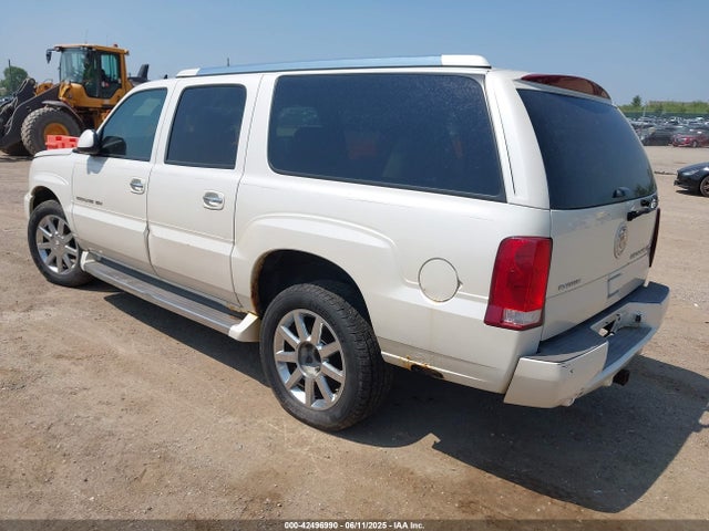 2006 CADILLAC ESCALADE ESV 3GYFK66N26G104191 Photo 2