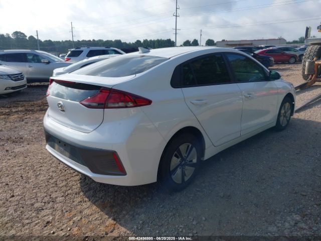 2022 HYUNDAI IONIQ HYBRID KMHC65LC3NU281365 Photo 3