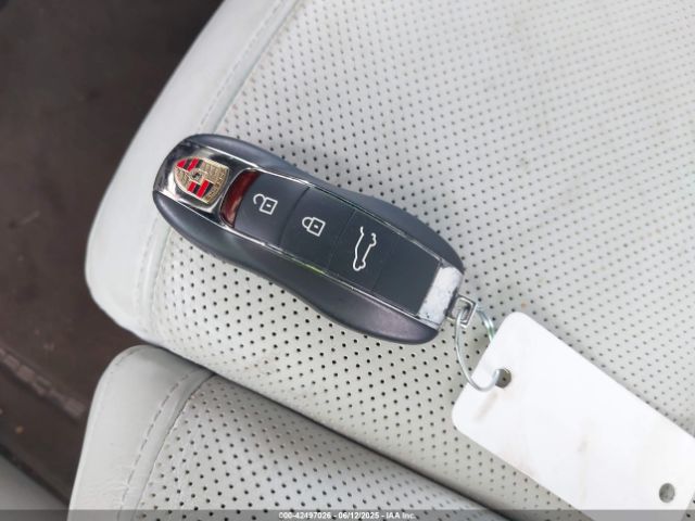 2020 PORSCHE MACAN WP1AA2A55LLB03066 Photo 10