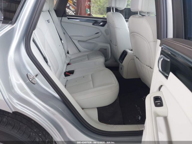 2020 PORSCHE MACAN WP1AA2A55LLB03066 Photo 7