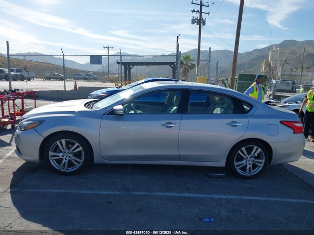 Nissan Altima 2017 1N4BL3AP7HC193941 Image 14