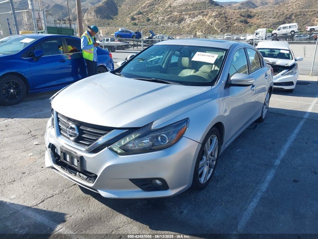 Nissan Altima 2017 1N4BL3AP7HC193941 Image 2