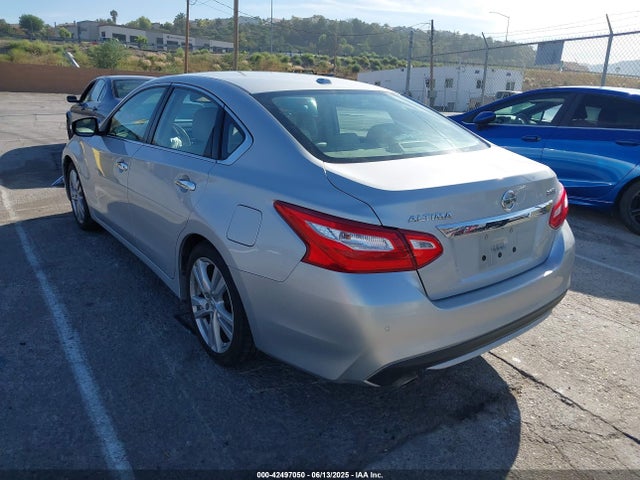 Nissan Altima 2017 1N4BL3AP7HC193941 Image 3