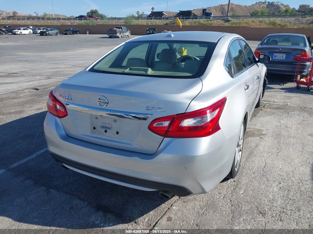 Nissan Altima 2017 1N4BL3AP7HC193941 Image 4