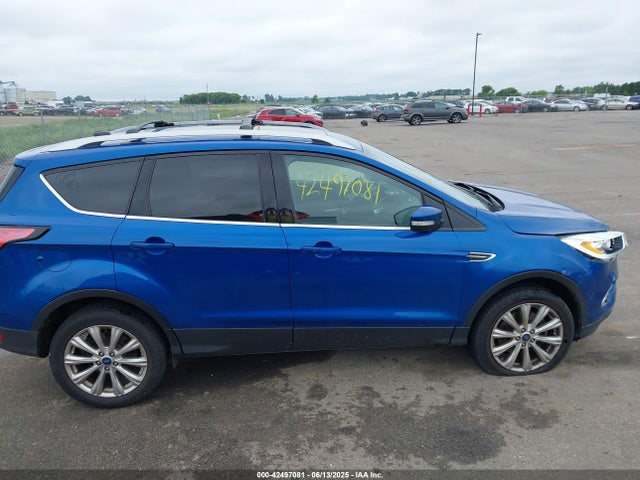 1FMCU9J91HUF10926 Ford 2017