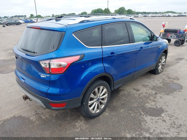 1FMCU9J91HUF10926 Ford 2017