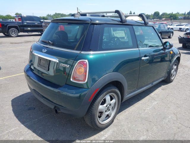 2010 MINI COOPER WMWMF3C58ATZ67297 Photo 3