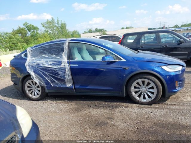 5YJXCDE29LF223019 Tesla 2020