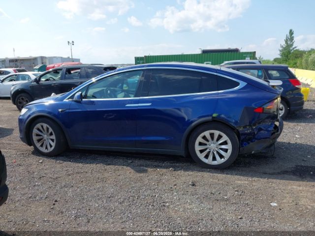 5YJXCDE29LF223019 Tesla 2020