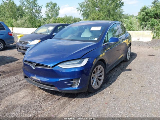 5YJXCDE29LF223019 Tesla 2020
