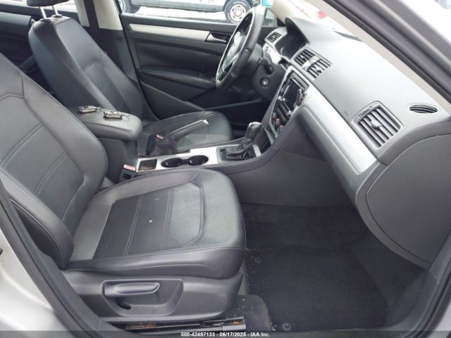 2013 VOLKSWAGEN PASSAT 1VWBP7A32DC009080 Photo 4