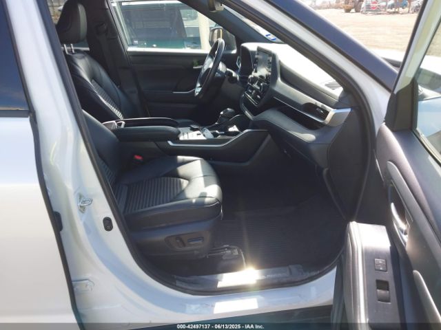 5TDLZRAH1NS139084 Toyota Highlander Xse