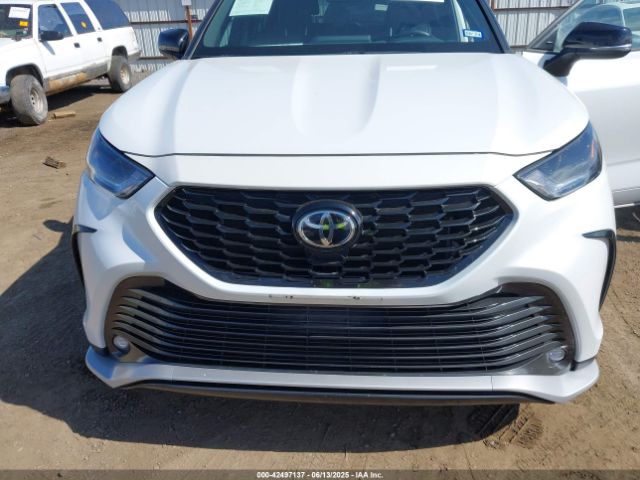 5TDLZRAH1NS139084 Toyota Highlander Xse
