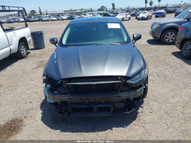 3FA6P0HD6KR251742 Ford 2019
