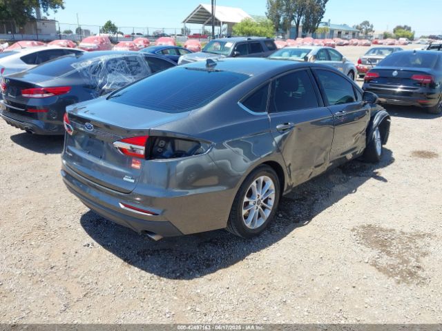 3FA6P0HD6KR251742 Ford 2019