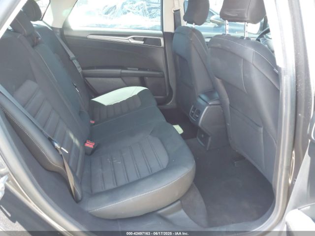 3FA6P0HD6KR251742 Ford 2019