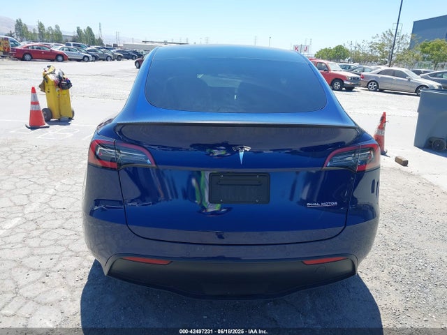 7SAYGDEF4NF562367 Tesla 2022