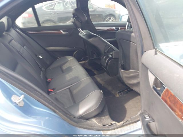 2010 MERCEDES-BENZ C 300 WDDGF5EB0AF438140 Photo 7