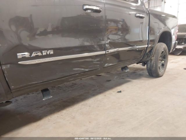2019 RAM 1500 1C6SRFHT6KN732727 Photo 5